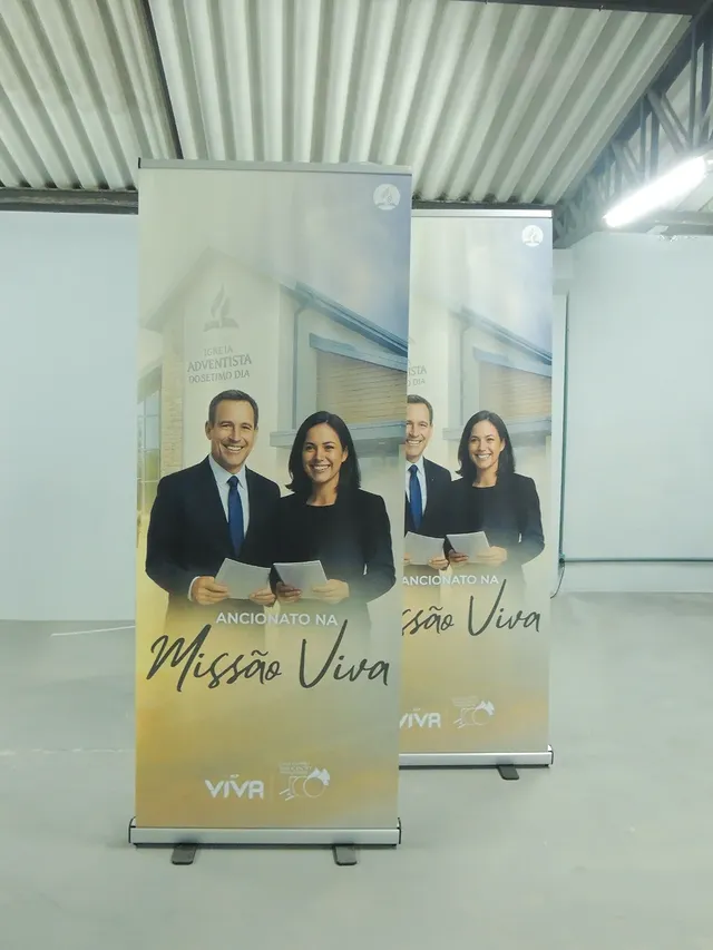 Banner Roll-Up confeccionado pela Ponto Zero